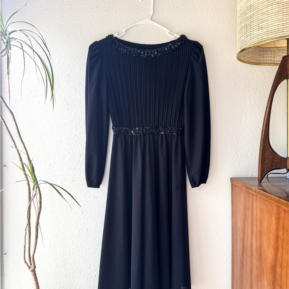 Elegant Black Dress